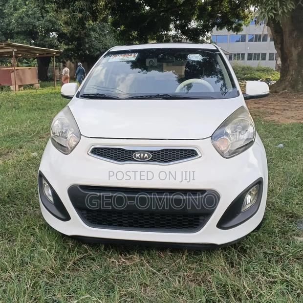 Kia Morning 2011 White