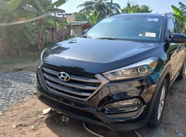 Hyundai Tucson 2016 Black