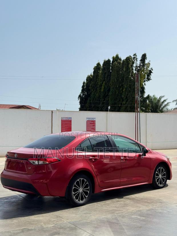 Toyota Corolla LE 2020 Red