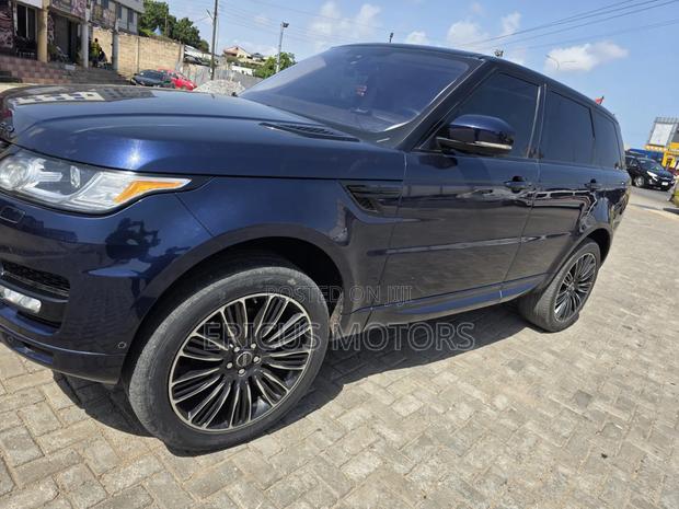 Land Rover Range Rover Sport SE Td6 4x4 (3.0L 6cyl 8A) 2016 Blue