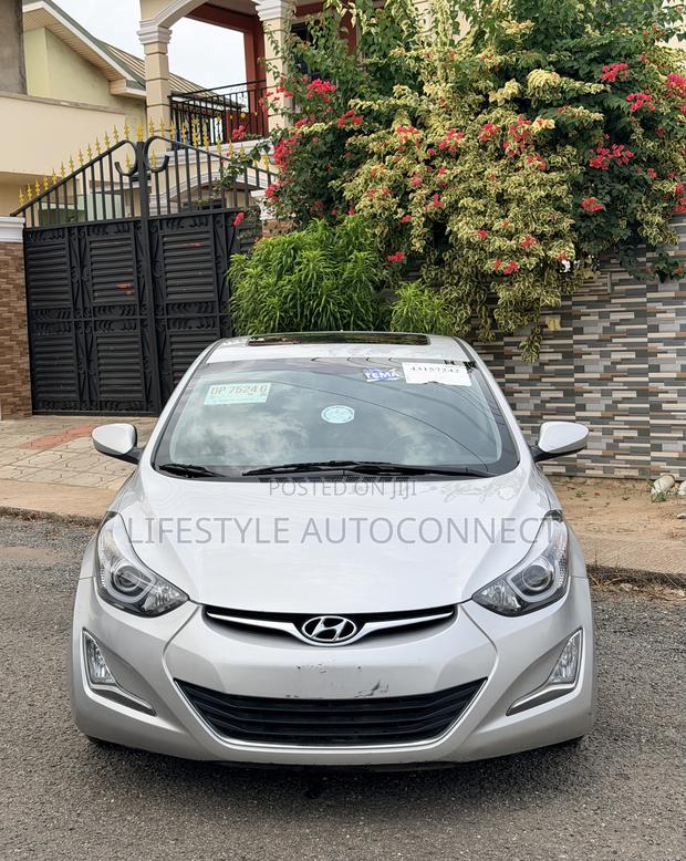 Hyundai Elantra 2015 Silver