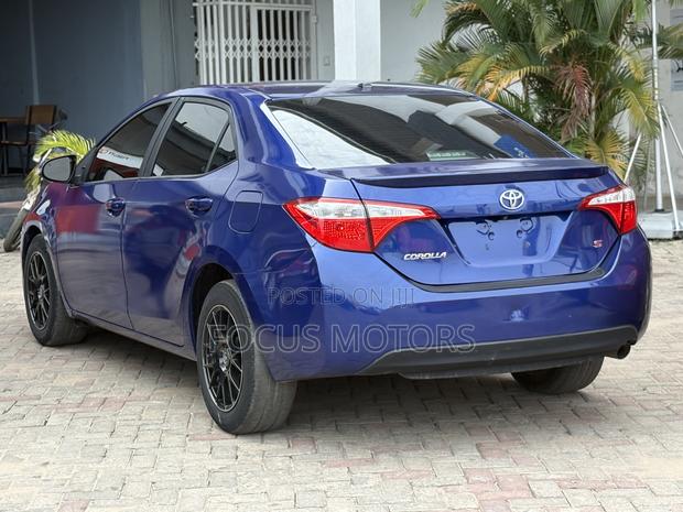 Toyota Corolla S 4dr Sedan (1.8L 4cyl CVT) 2015 Blue
