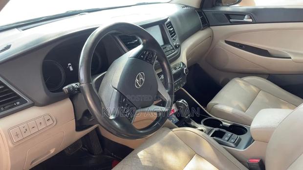 Hyundai Tucson Limited AWD 2016 Brown