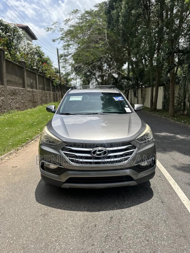 Hyundai Santa Fe SE AWD 2017 Gray