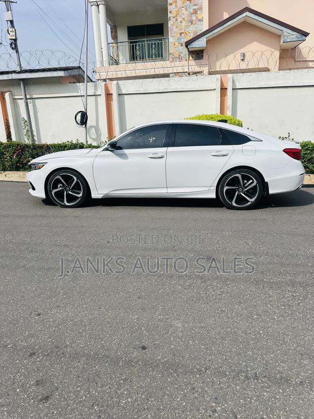 Honda Accord Sport 2.0T 2022 White