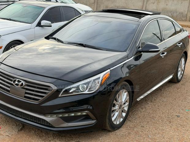 Hyundai Sonata Limited w/Brown Leather 4dr Sedan (2.4L 4cyl 6A) 2015