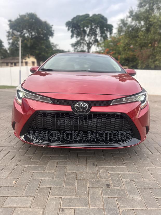 Toyota Corolla LE 2022 Red