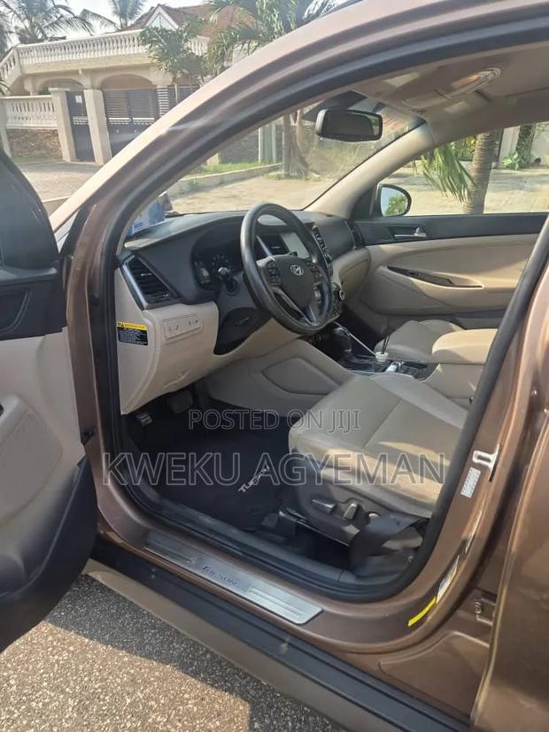 Hyundai Tucson Limited FWD 2016 Brown