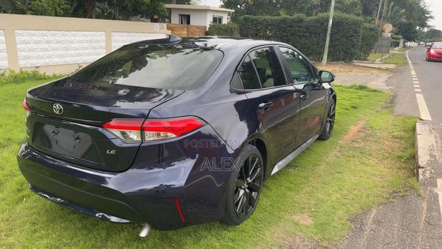 Toyota Corolla LE 2021 Beige