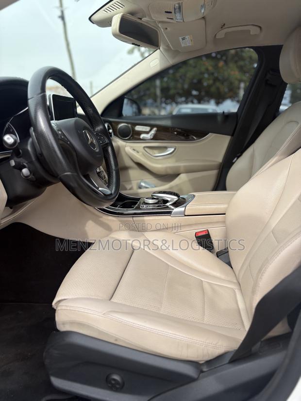 Mercedes-Benz C300 Base 4dr RWD Sedan (2.0L 4cyl 7A) 2015 White