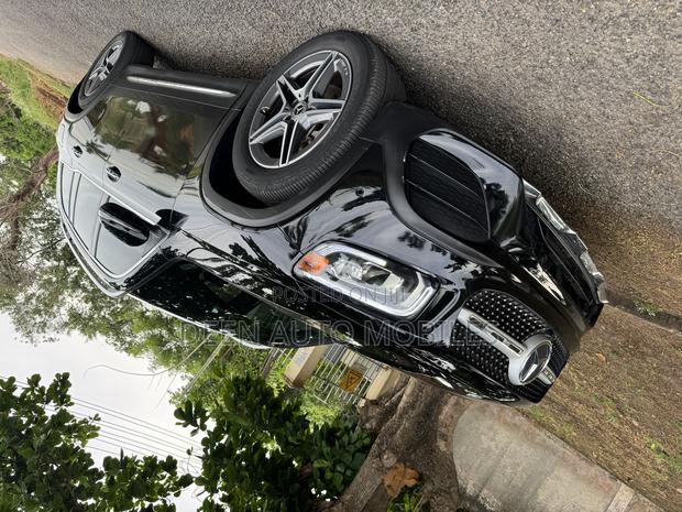 Mercedes-Benz GLB-Class GLB 250 4MATIC 2022 Black