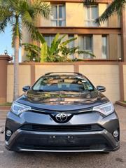 Toyota RAV4 Limited 4dr SUV (2.5L 4cyl 6A) 2018 Gray for sale
