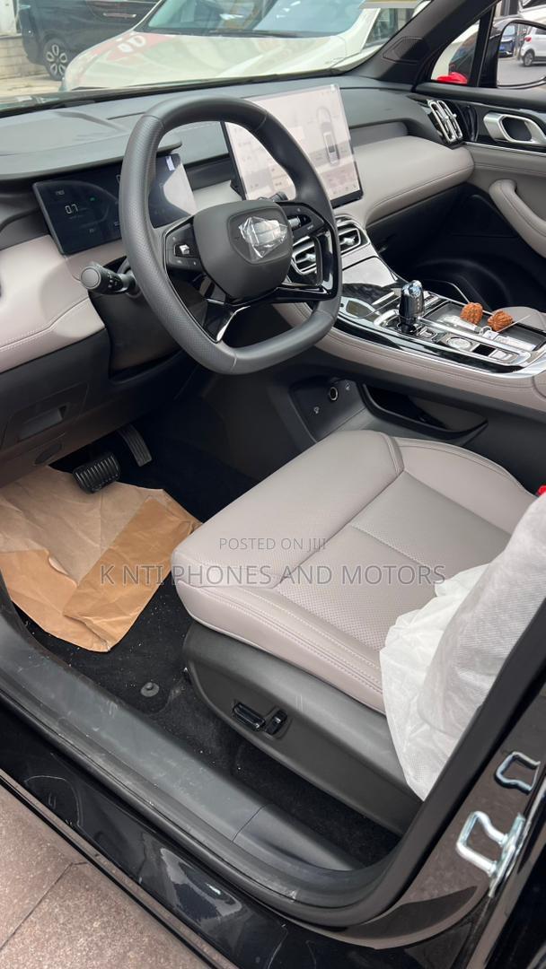 New Geely Coolray 2025 Black