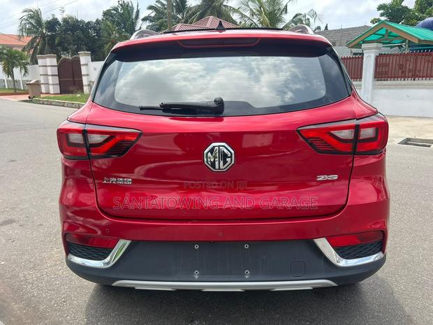 MG ZS 2018 Red
