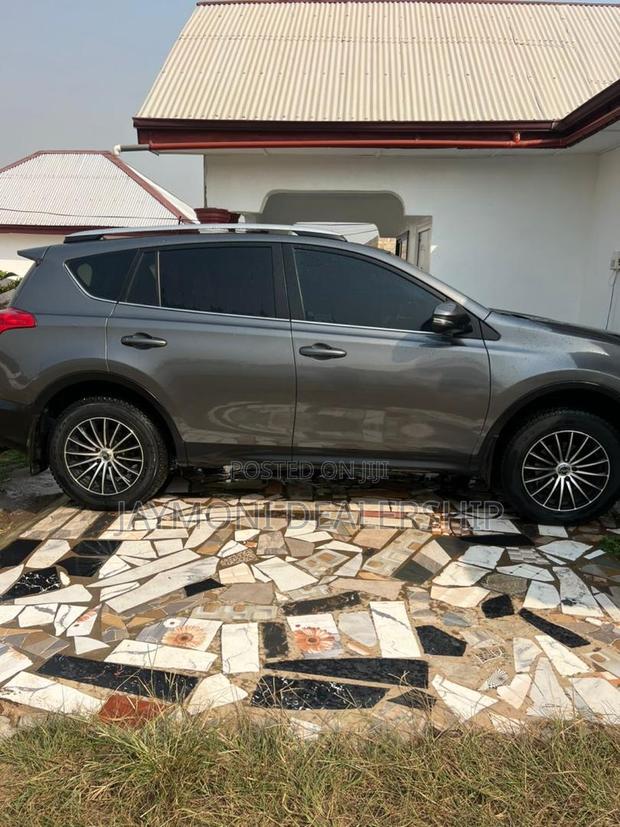 Toyota RAV4 2015 Gray