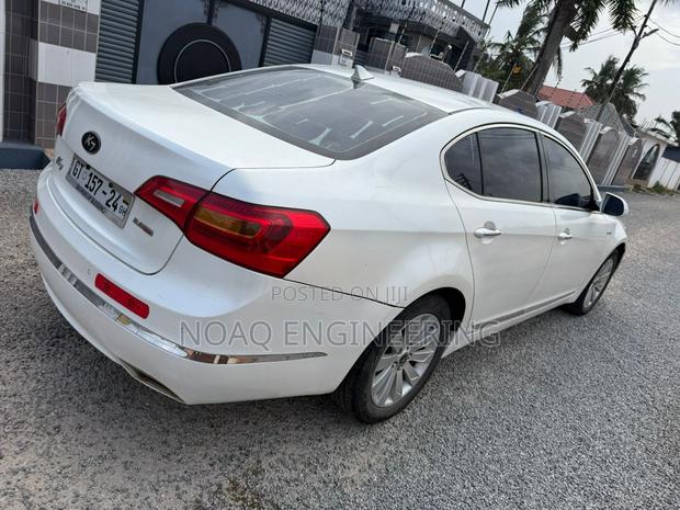 Kia K5 2.0 LPI 2014 White