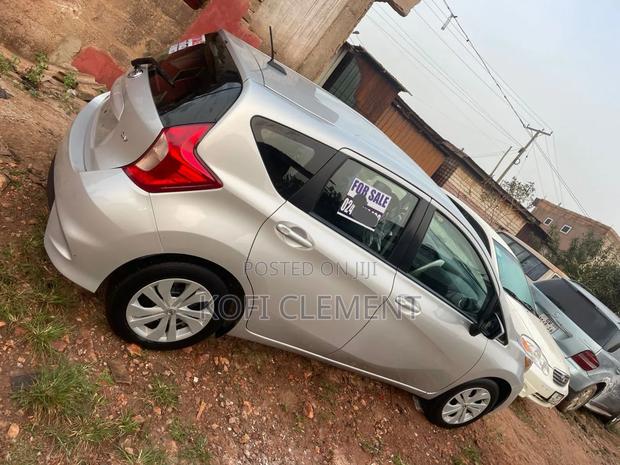 Nissan Versa 2017 Silver