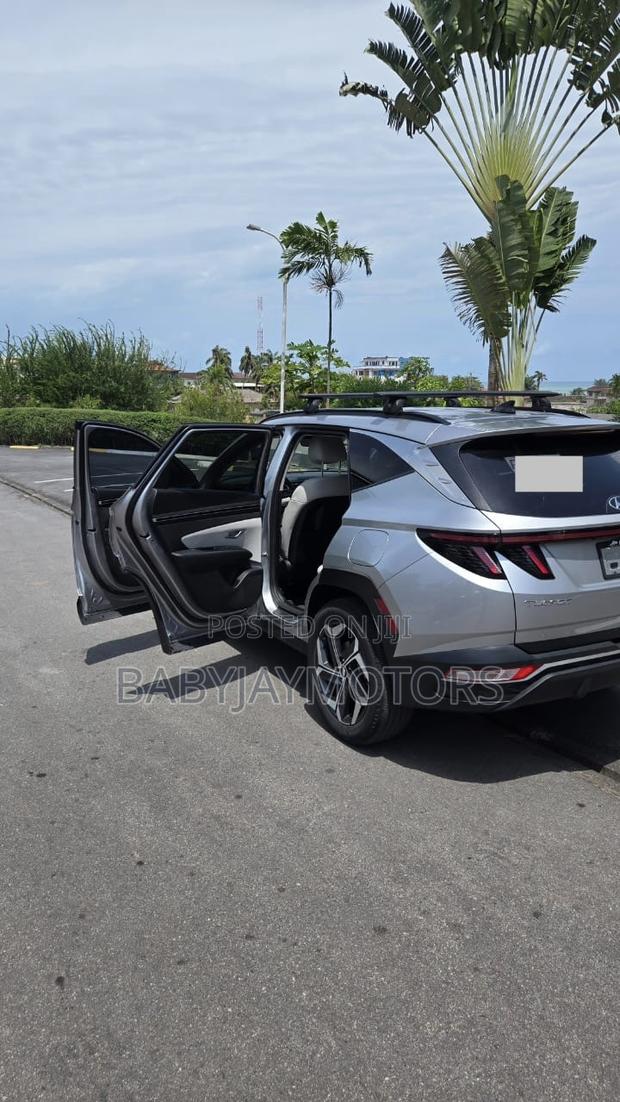 Hyundai Tucson SEL 2023 Silver