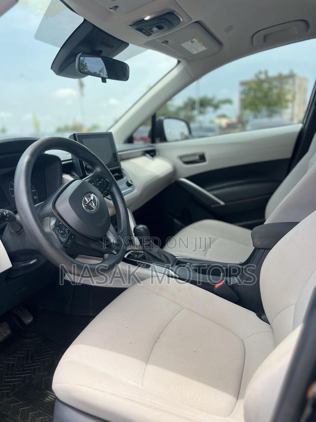 Toyota Corolla Cross LE 2023 Black