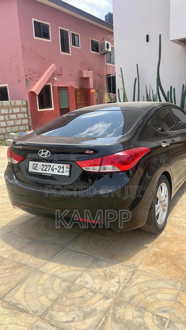 Hyundai Avante 2013 Black