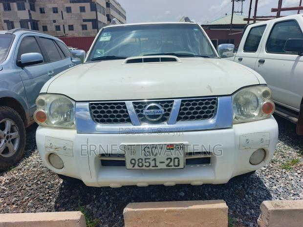 Nissan Hardbody 2020 White