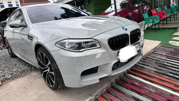 BMW M5 Base RWD 2016 Silver
