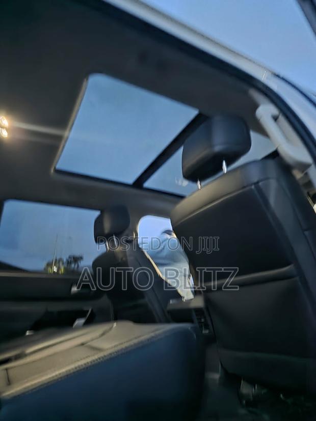 Toyota Tundra 2023 White