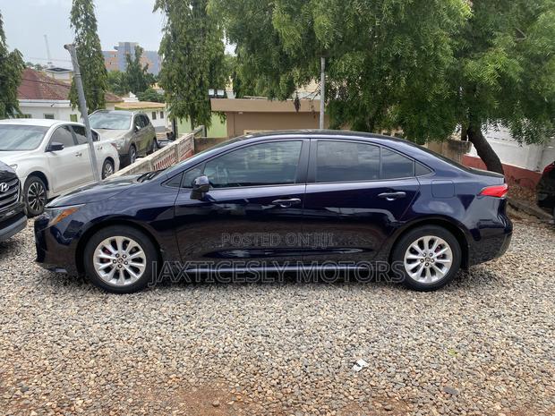 Toyota Corolla LE 2020 Black