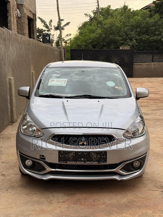 Mitsubishi Spacestar 2018 Silver