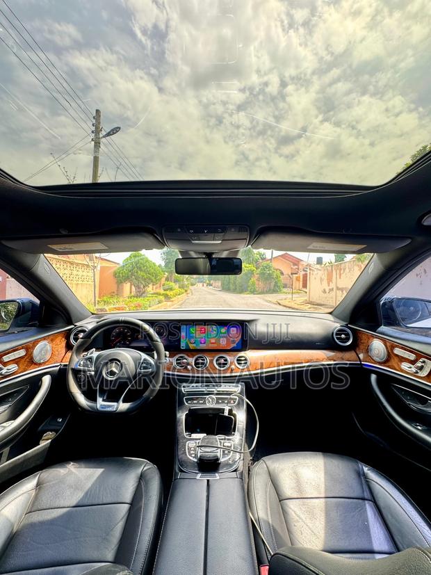 Mercedes-Benz E300 2018 White