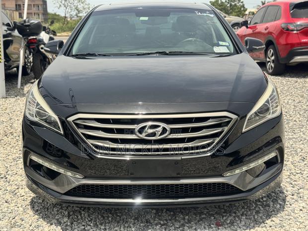 Hyundai Sonata Sport 2.0T Sedan FWD (2.0L 4cyl 6A) 2016 Black