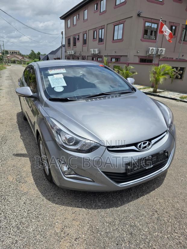 Hyundai Elantra Limited 4dr Sedan (1.8L 4cyl 6A) 2015 Silver