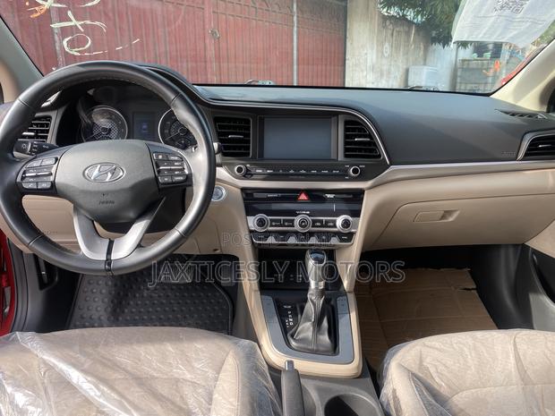 Hyundai Elantra Limited 2020 Red