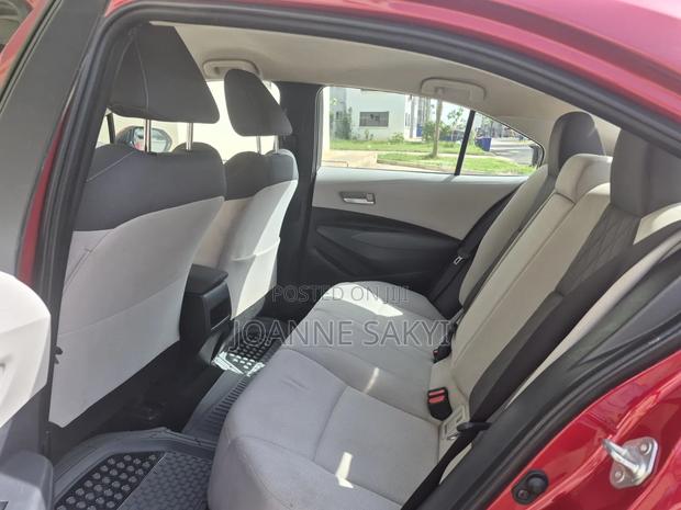 Toyota Corolla LE 2020 Red