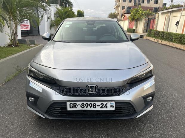 Honda Civic LX 2022 Silver