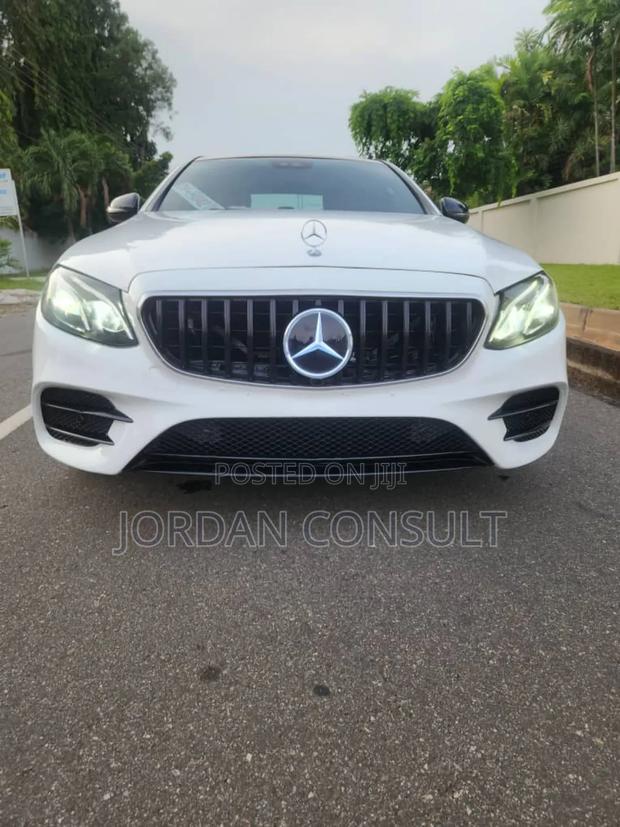 Mercedes-Benz E300 2018 White