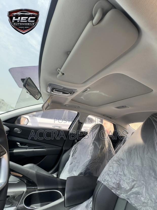 Hyundai Elantra 2021 Blue