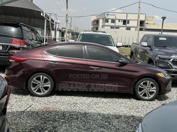 Hyundai Elantra 2017 Beige