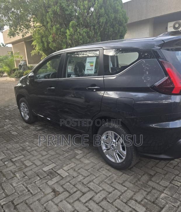 New Mitsubishi Xpander 2026 Gray