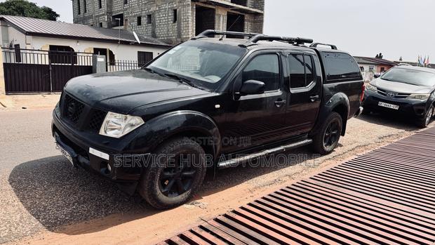 Nissan Navara 2.5 dCi Automatic 2012 Black