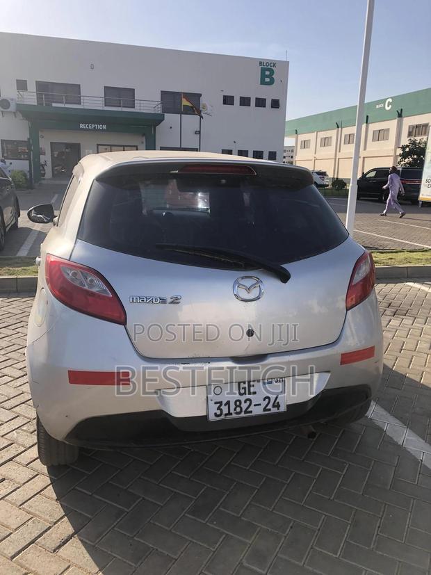 Mazda 2 2012 Silver