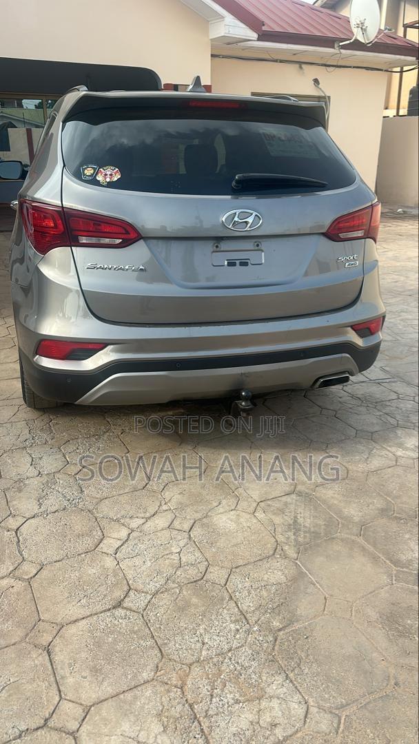Hyundai Santa Fe 2017 Gray