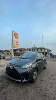 Toyota Yaris 2015 Gray for sale