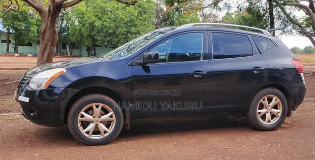 Nissan Rogue 2010 Black