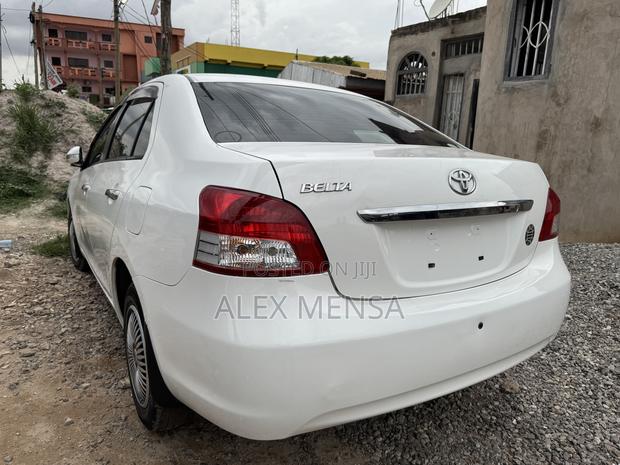 Toyota Belta 2010 White