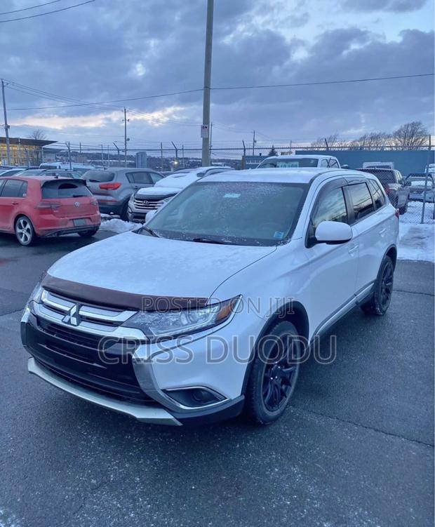 Mitsubishi Outlander Sport 2.0 ES 2016 White