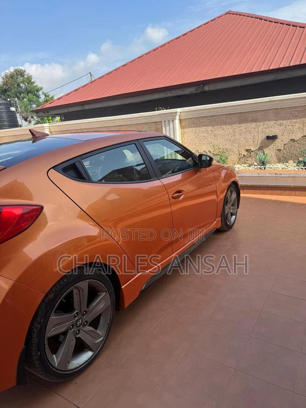 Hyundai Veloster 2014 Orange