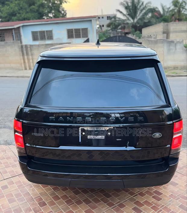 Land Rover Discovery HSE LUXURY 4x4 2018 Black