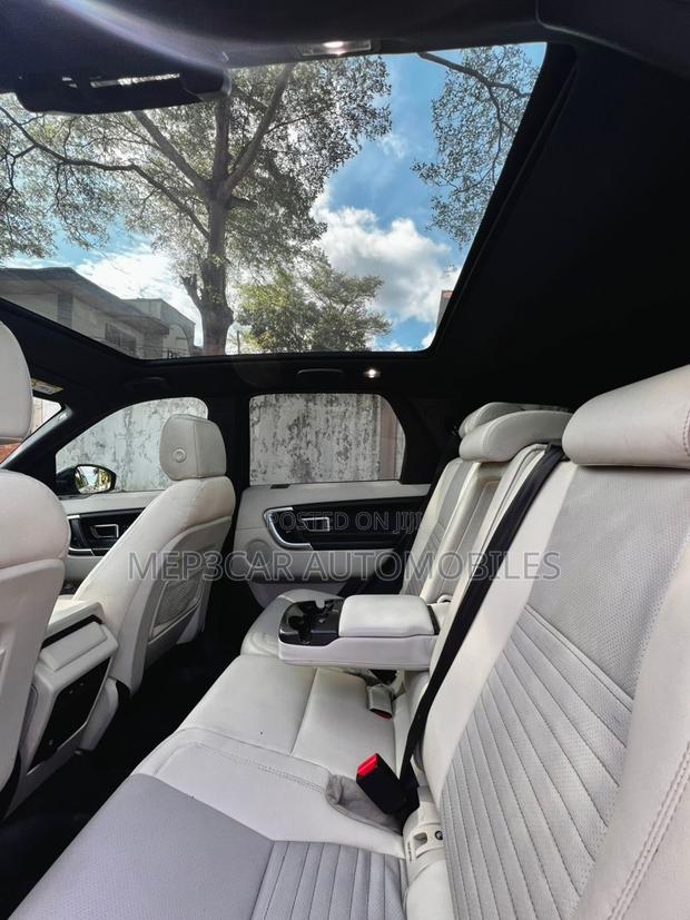 Land Rover Discovery Sport HSE 2018 White