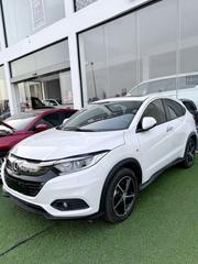 Honda Vezel 2017 White for sale